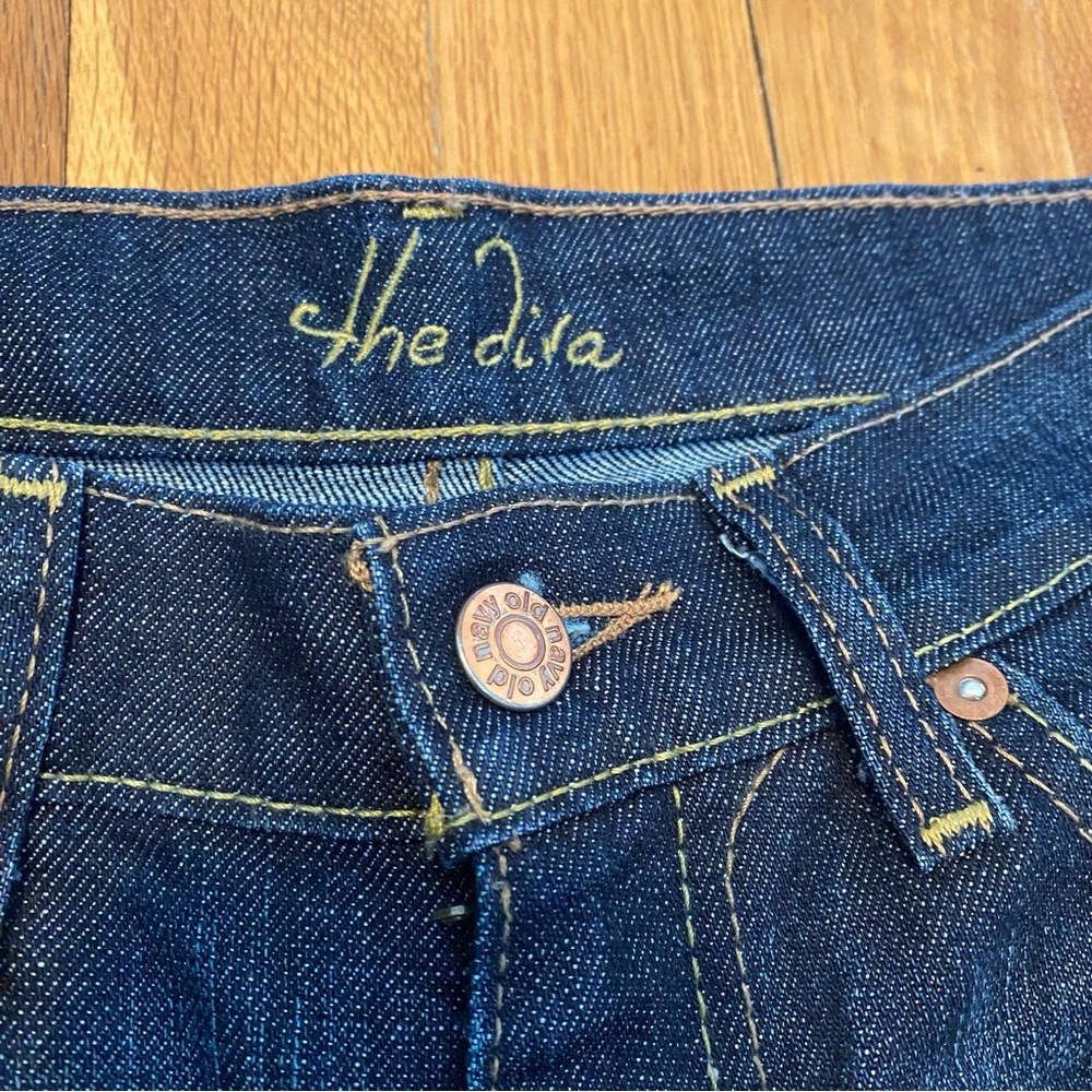 the diva vintage thrifted denim dark wash wide straight leg low rise jeans 1